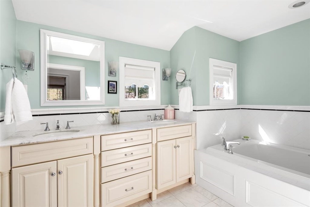50 Liberty Pole Road Hingham, MA 02043 - Photo 29 of 42 Gallery Image 29