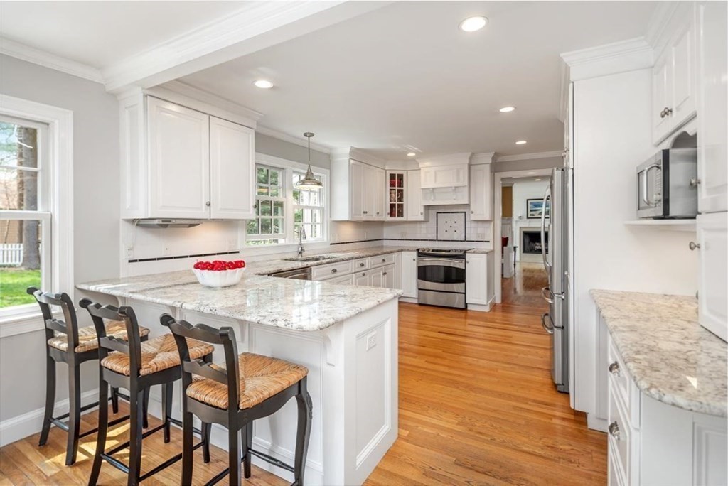 50 Liberty Pole Road Hingham, MA 02043 - Photo 3 of 42 Gallery Image 3