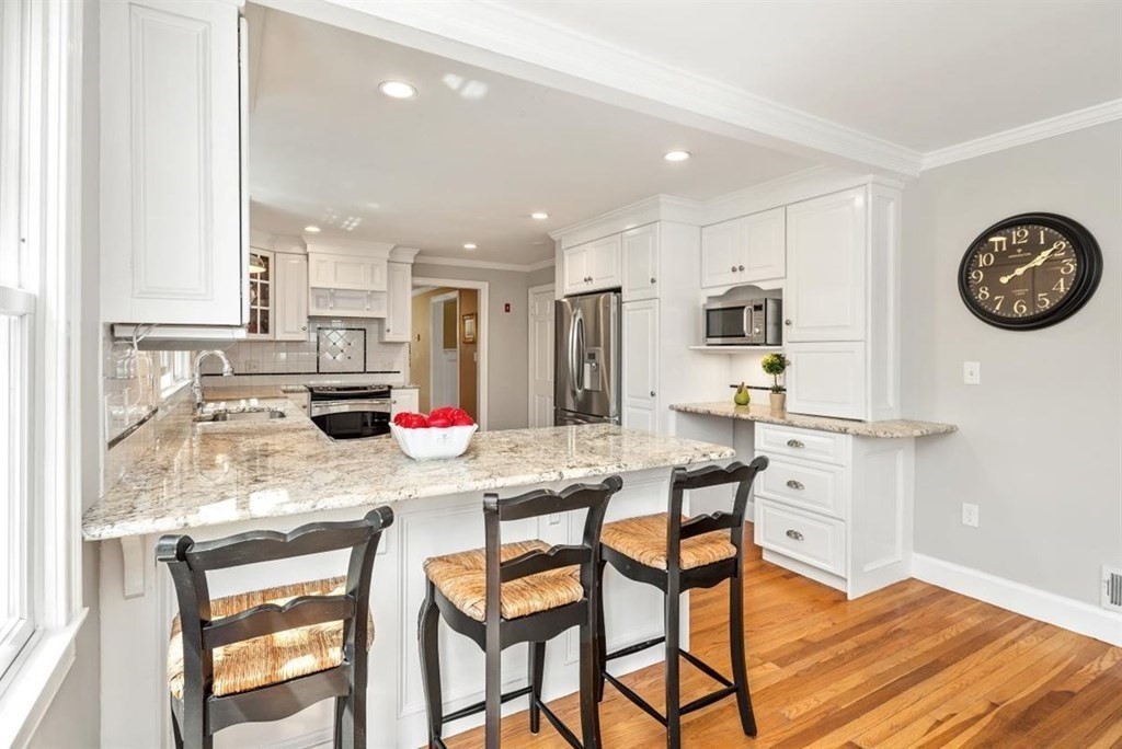 50 Liberty Pole Road Hingham, MA 02043 - Photo 8 of 42 Gallery Image 8