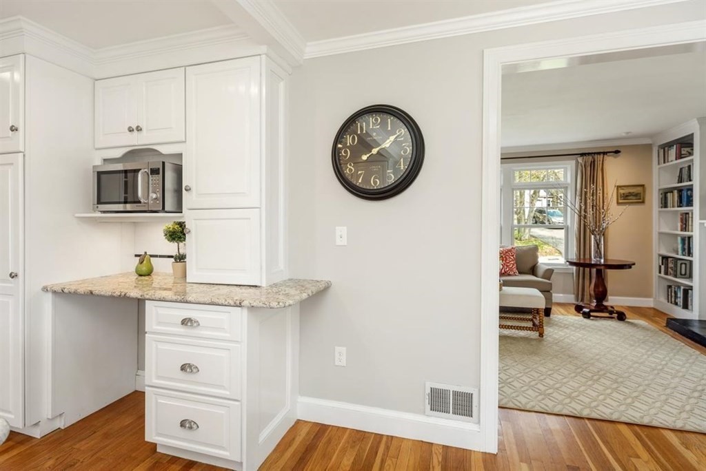 50 Liberty Pole Road Hingham, MA 02043 - Photo 9 of 42 Gallery Image 9