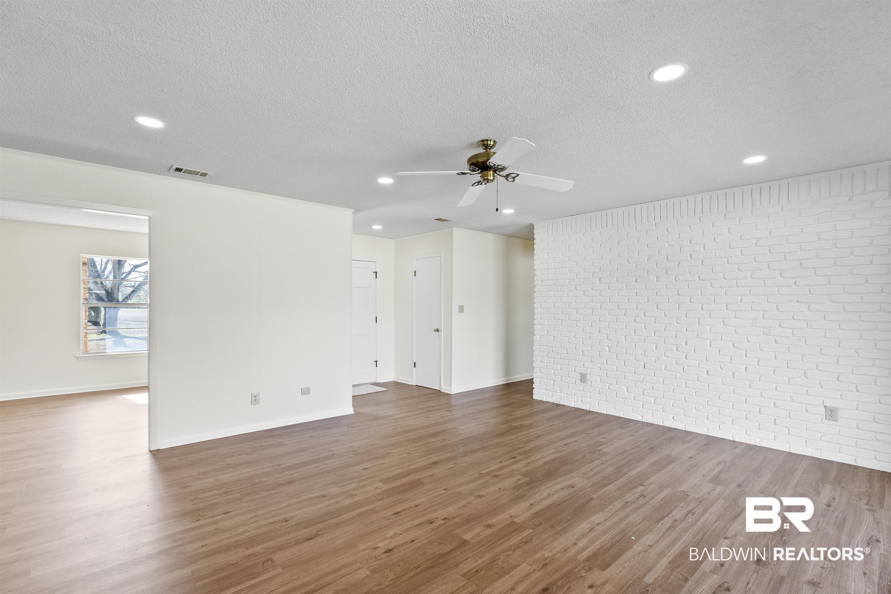 9575 Mosley Road Fairhope, AL 36532 - Photo 10 of 44 Gallery Image 10