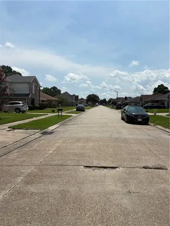 $50,000 | 3021 Oak Drive, Violet, LA 70092