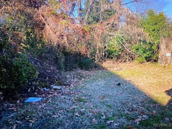 $70,000 | 2012 Greenwood Drive, Portsmouth, VA 23702