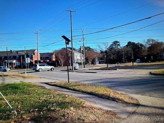 $75,000 | 2012 Greenwood Drive, Portsmouth, VA 23702