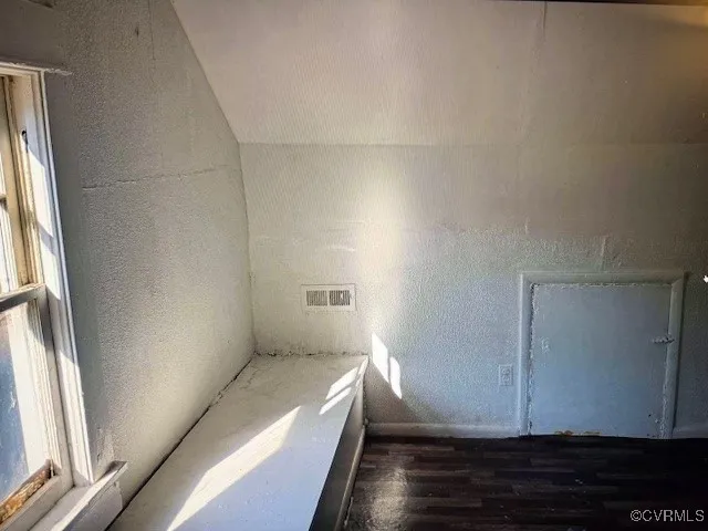 $75,000 | 2012 Greenwood Drive, Portsmouth, VA 23702