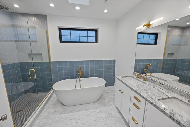 $1,797,500 | 2620 North Mozart Street, Chicago, IL 60647