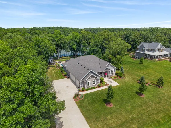 $999,999 | 18600 Walden Drive, Yorkville, WI 53126