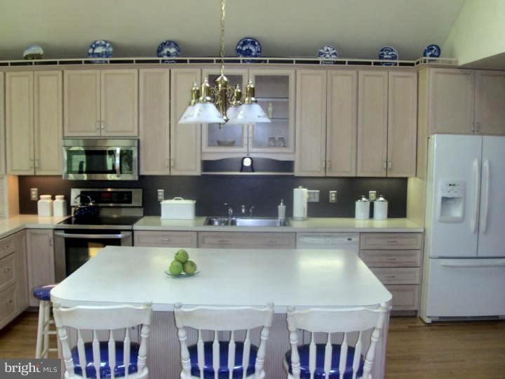 113 Forge Road Glen Mills, PA 19342 - Photo 8 of 22 Gallery Image 8