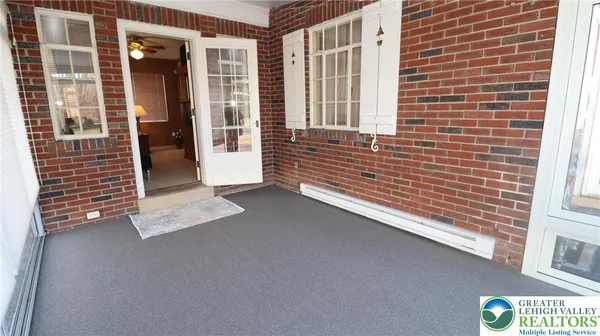 $2,950 | 2631 West Allen Street, Allentown, PA 18104