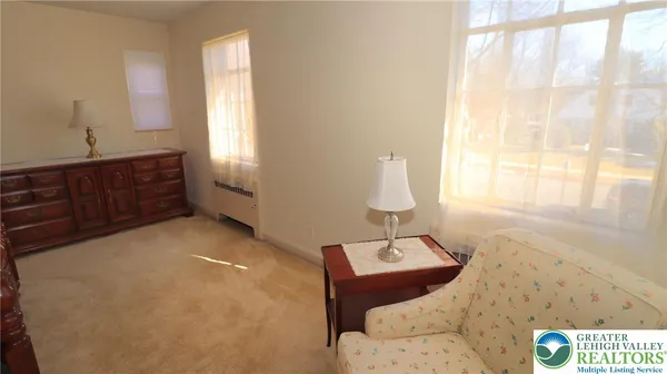 $2,950 | 2631 West Allen Street, Allentown, PA 18104