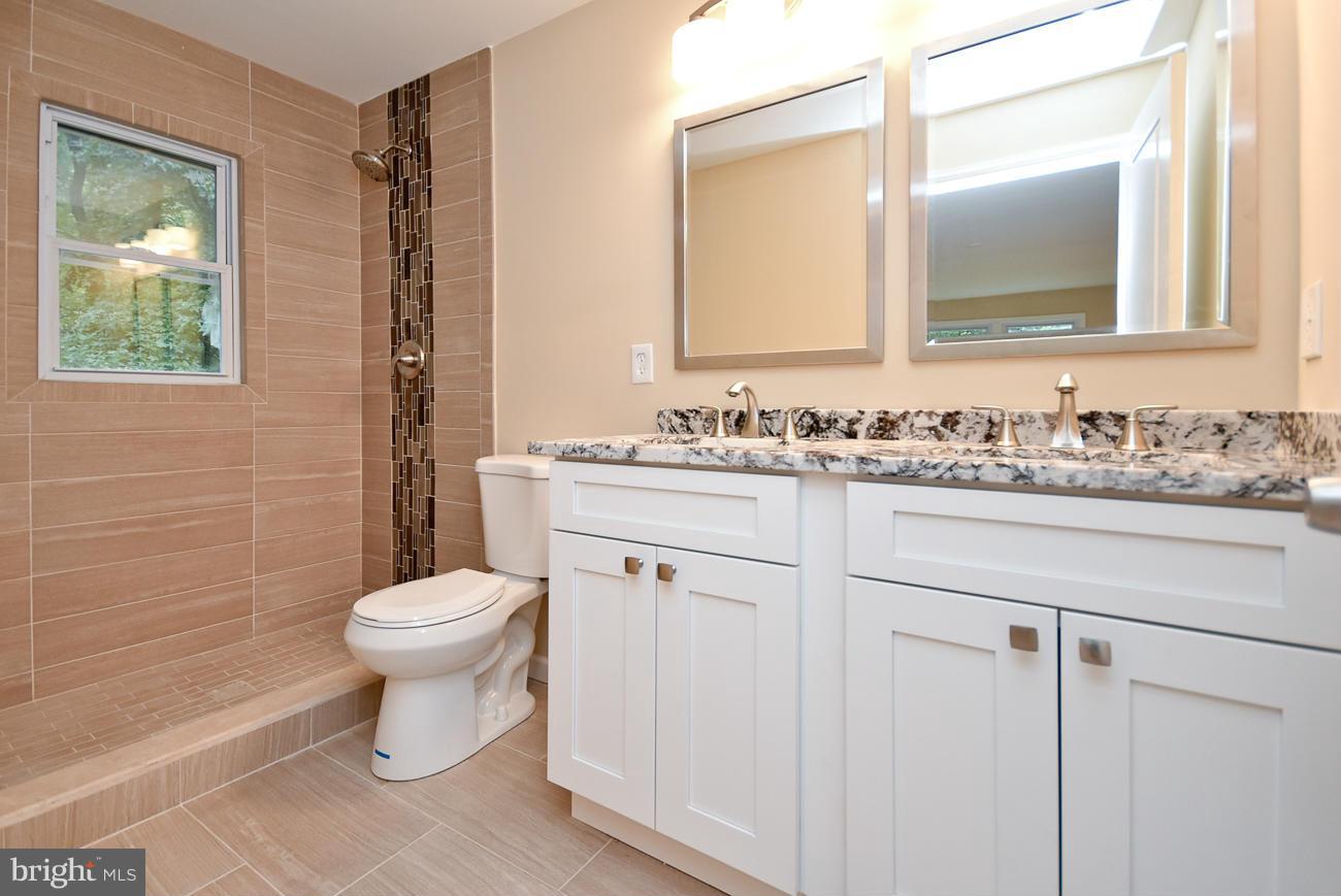1323 Old Piscataway Road Fort Washington, MD 20744 - Photo 6 of 30 Bath (Master)