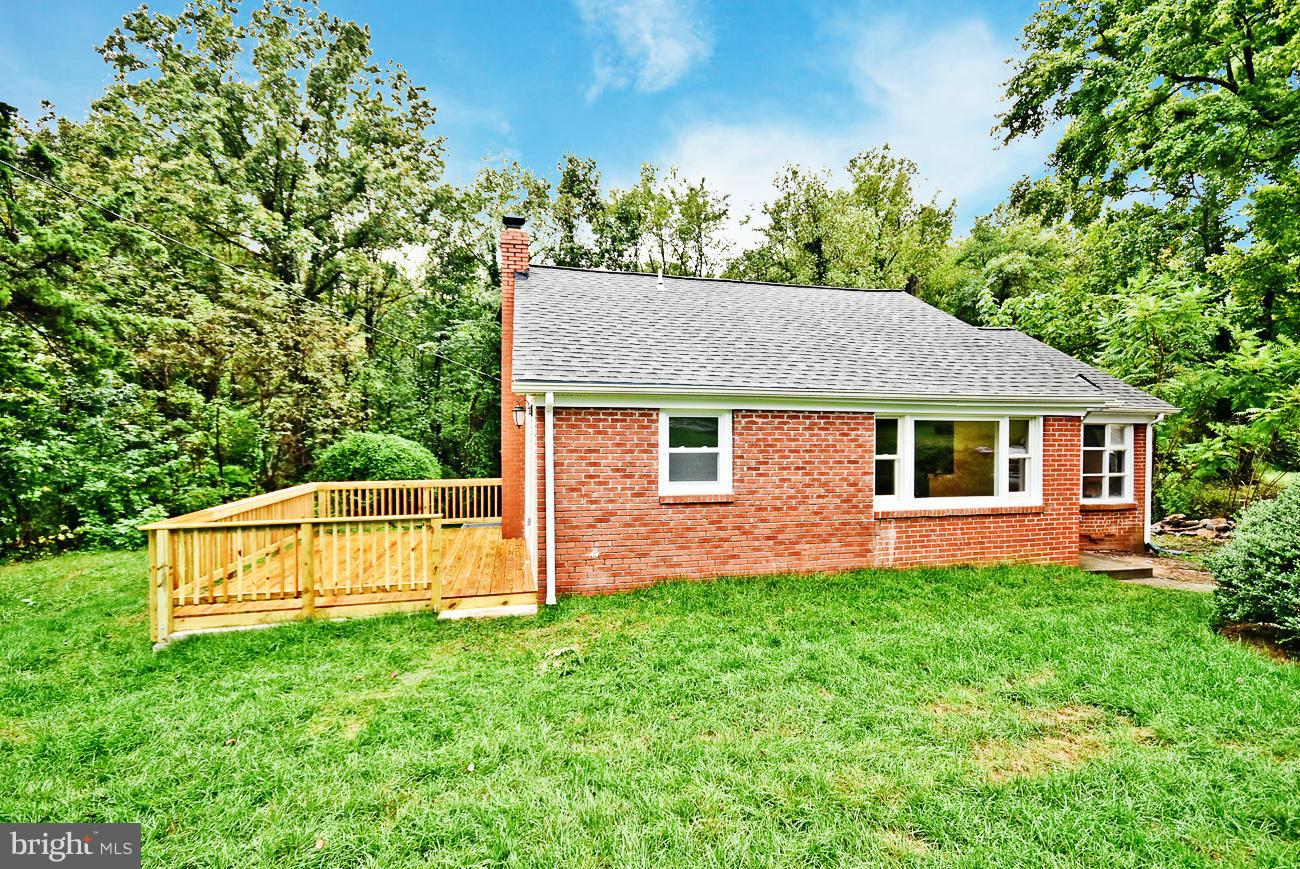 1323 Old Piscataway Road Fort Washington, MD 20744 - Photo 7 of 30 Exterior (Front)