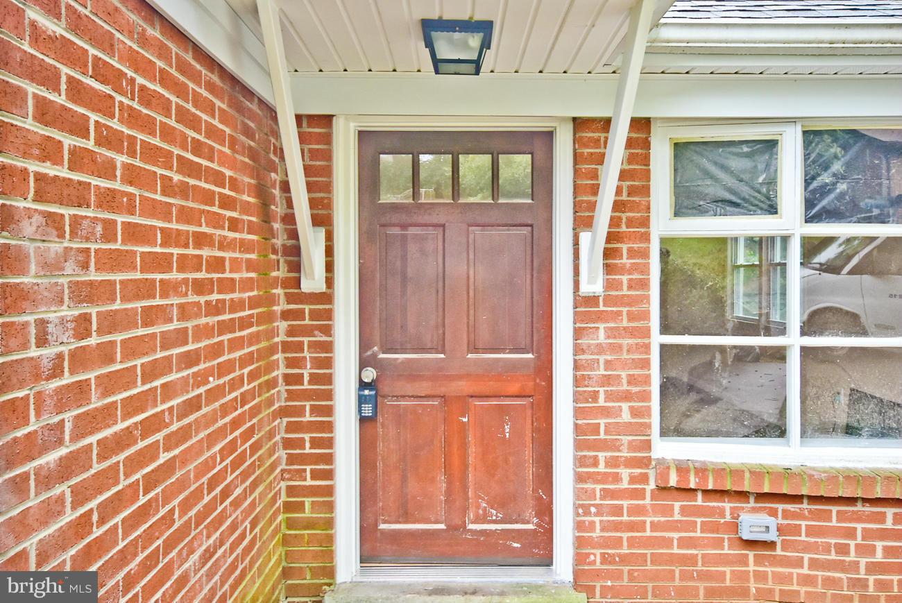 1323 Old Piscataway Road Fort Washington, MD 20744 - Photo 8 of 30 Exterior (Front)