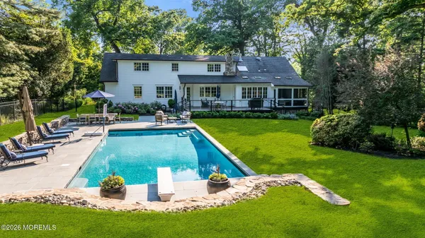 $2,425,000 | 15 Circle Drive, Rumson, NJ 07760
