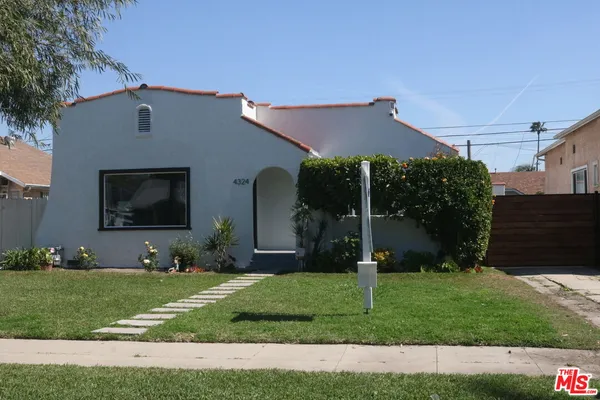 $960,000 | 4324 2nd Avenue, Los Angeles, CA 90008