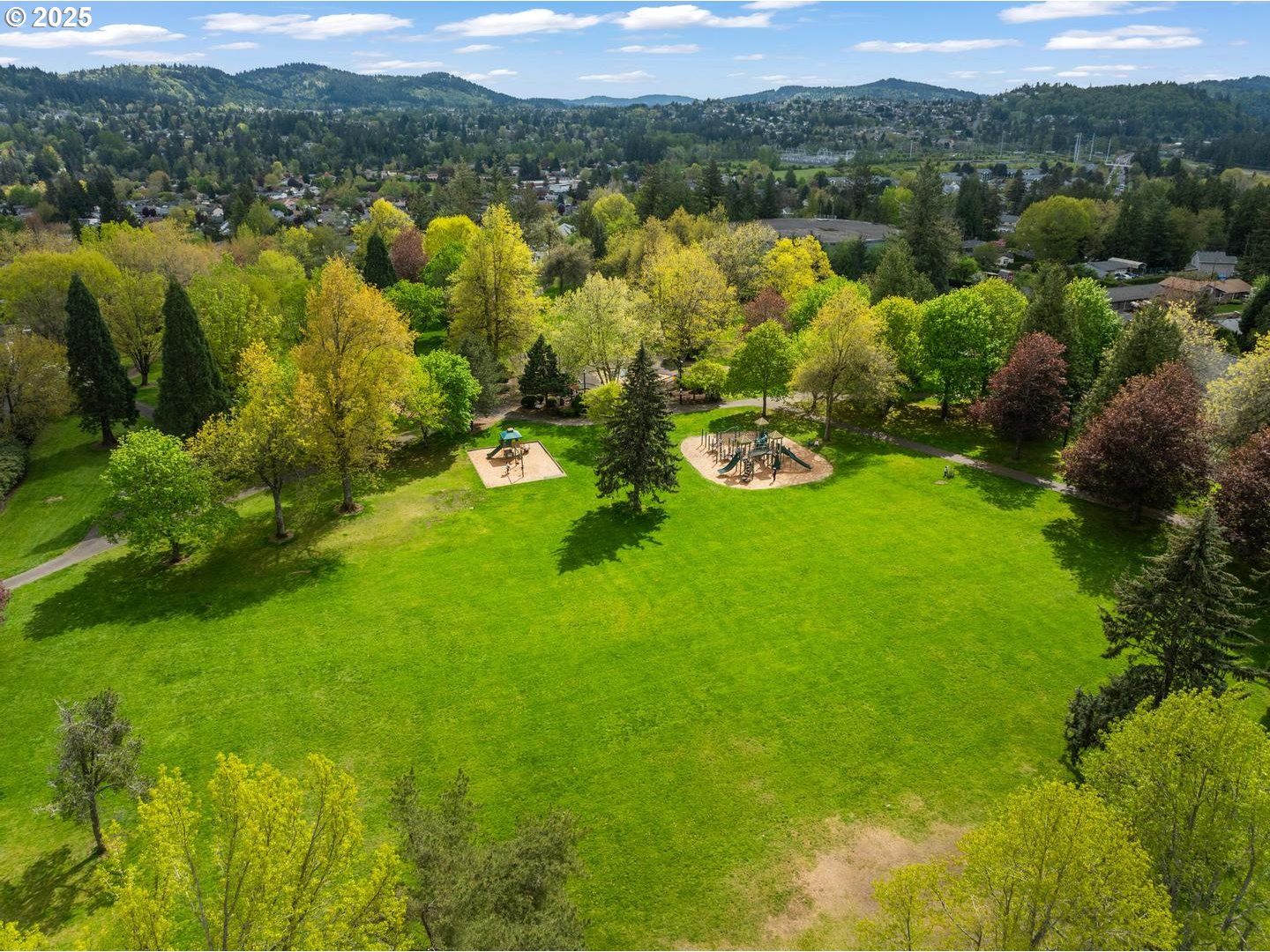 2000 Northwest 7th Place Gresham, OR 97030 - Photo 32 of 34 a view of lake with mountain
