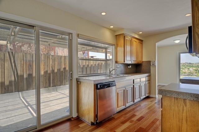 8874 Capcano Road San Diego, CA 92126 - Photo 12 of 24