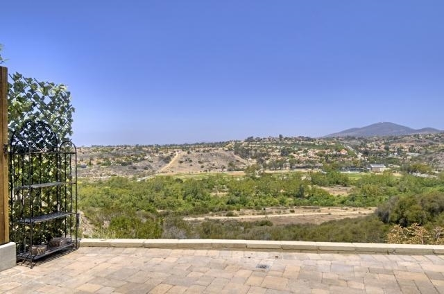 8874 Capcano Road San Diego, CA 92126 - Photo 6 of 24
