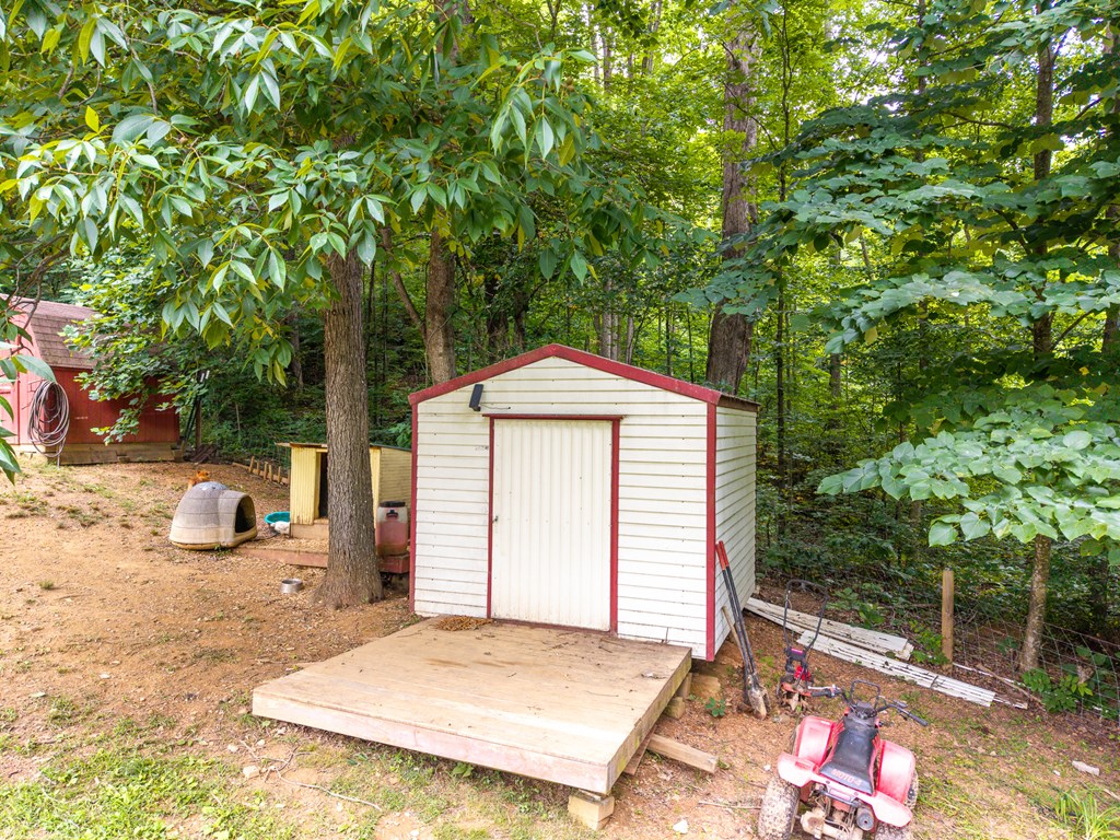 4308 Scott Brown Road Southeast Fairmount, GA 30139 - Photo 32 of 34
