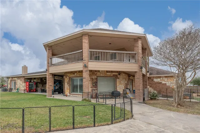 $2,950,000 | 6656 Yorktown Boulevard, Corpus Christi, TX 78414
