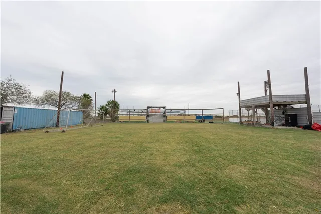 $2,950,000 | 6656 Yorktown Boulevard, Corpus Christi, TX 78414