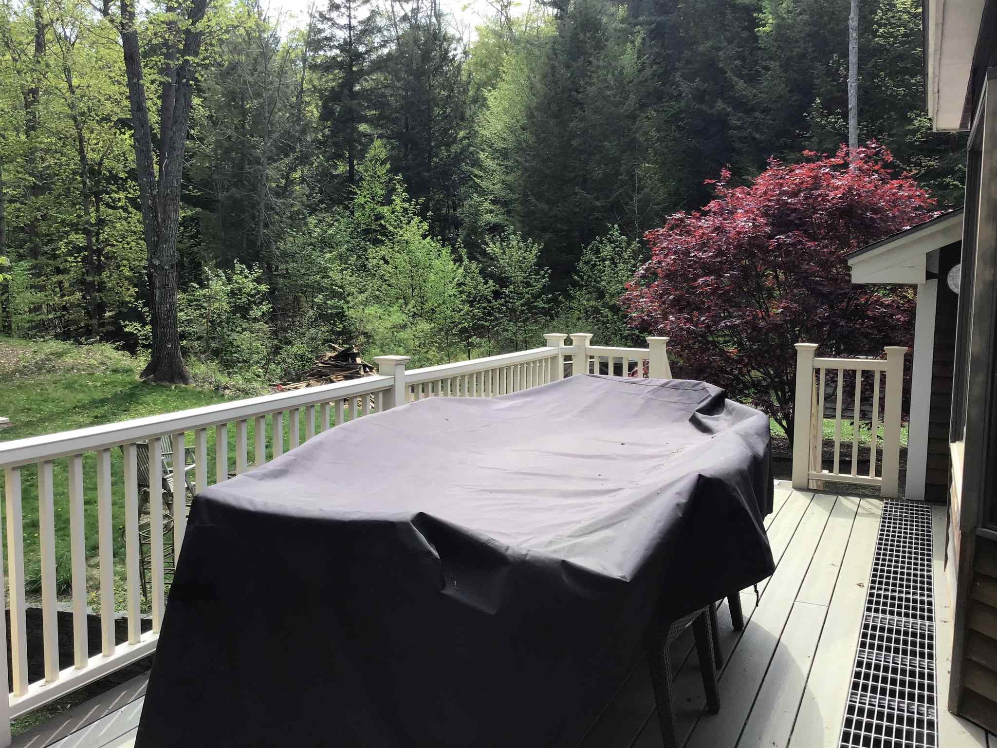 1196 Dothan Road Hartford, VT 05001 - Photo 13 of 40