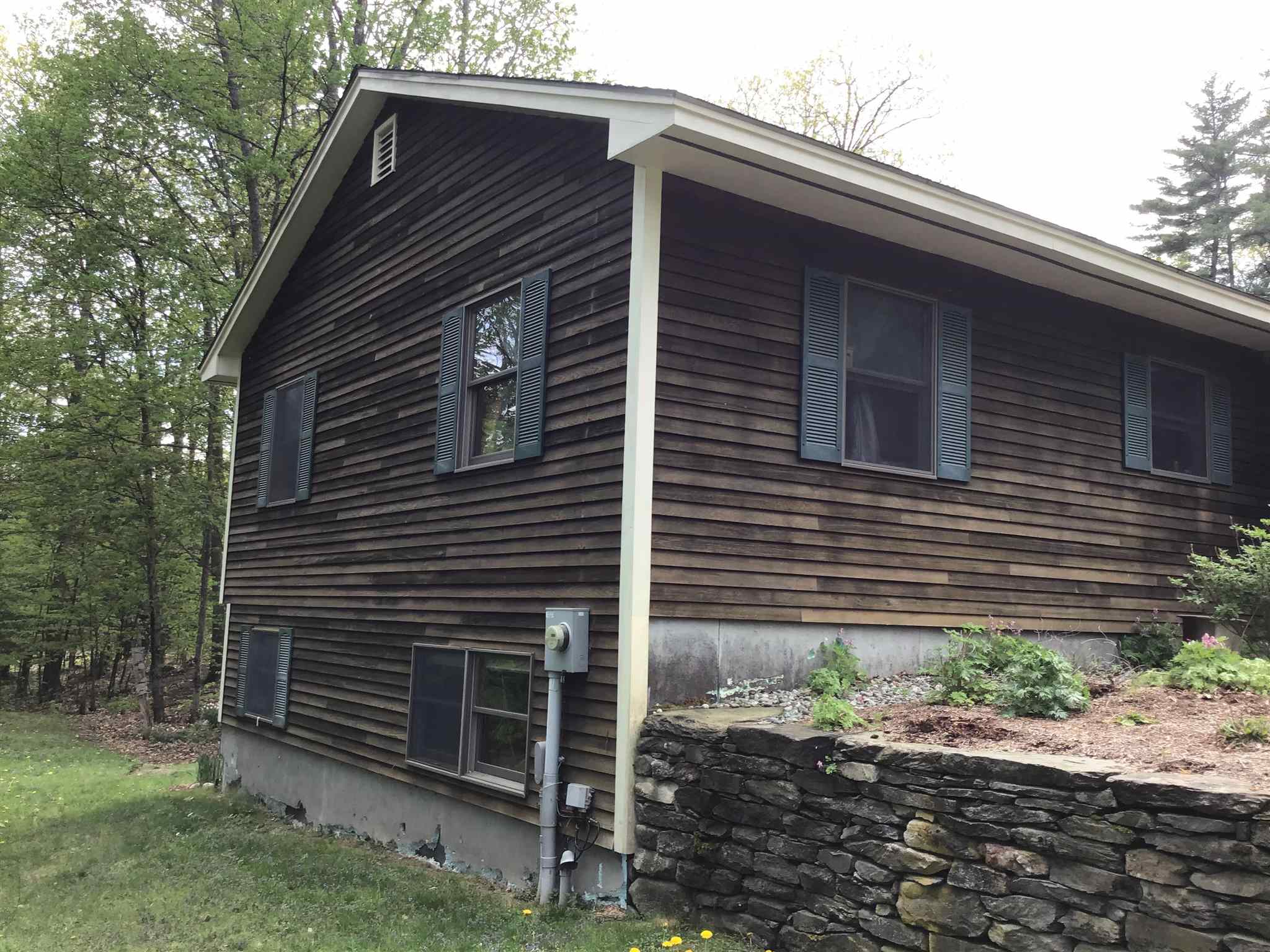 1196 Dothan Road Hartford, VT 05001 - Photo 5 of 40