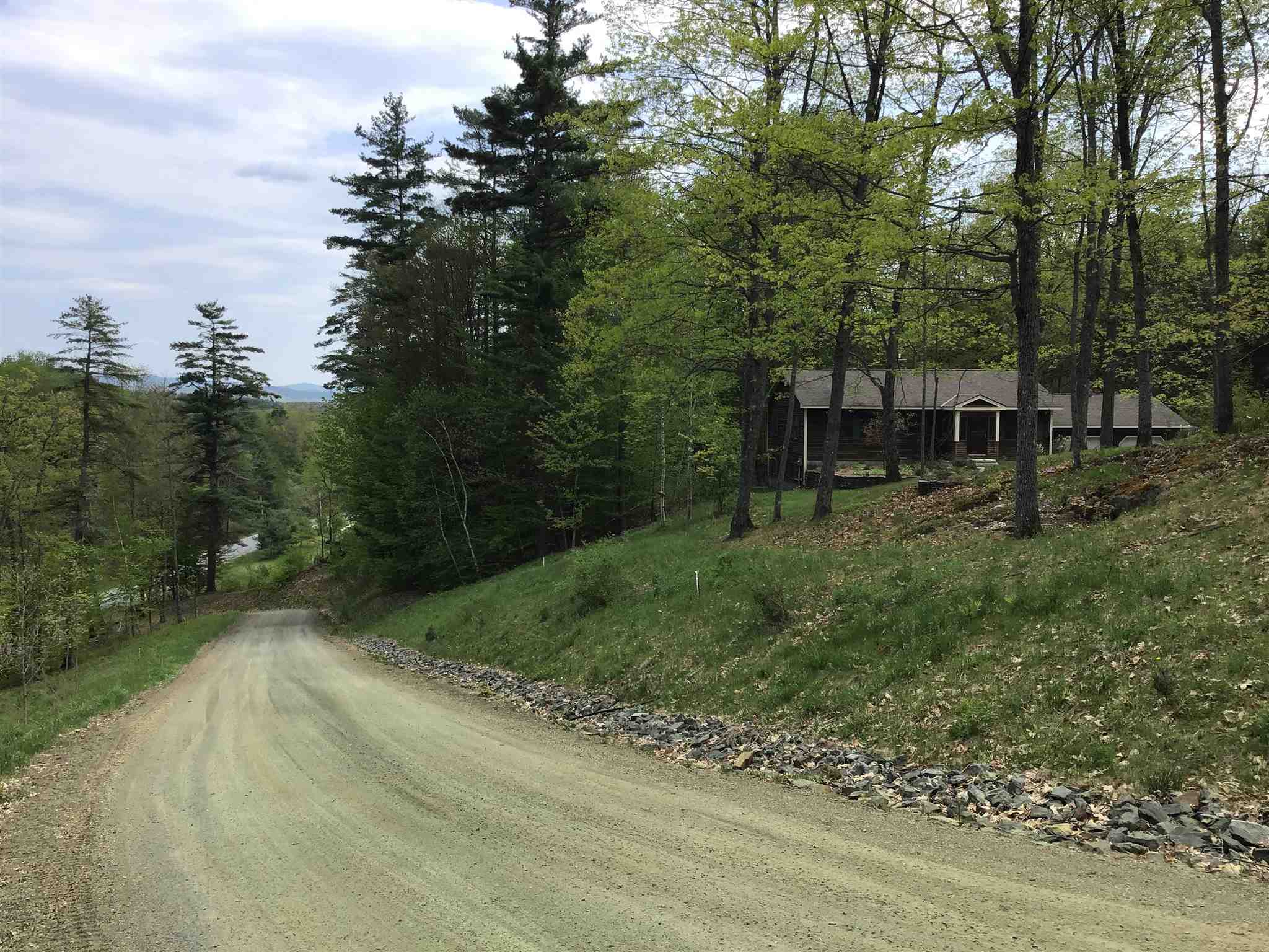 1196 Dothan Road Hartford, VT 05001 - Photo 7 of 40