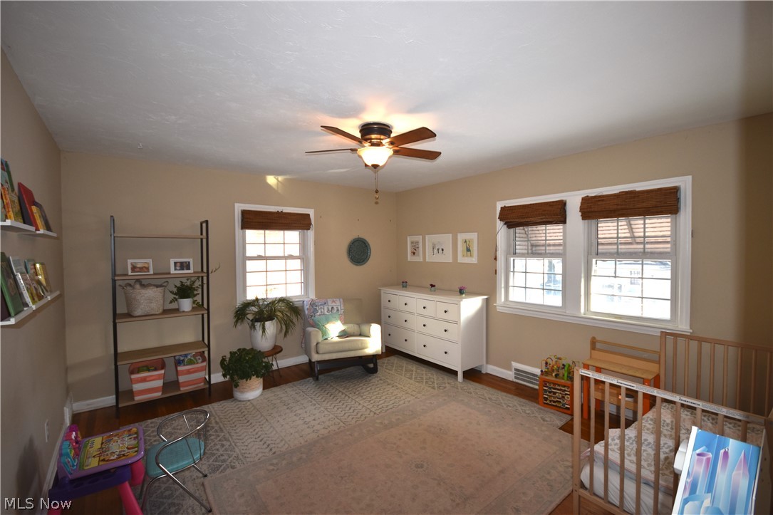 3629 Tullamore Road Cleveland, OH 44118 - Photo 18 of 22