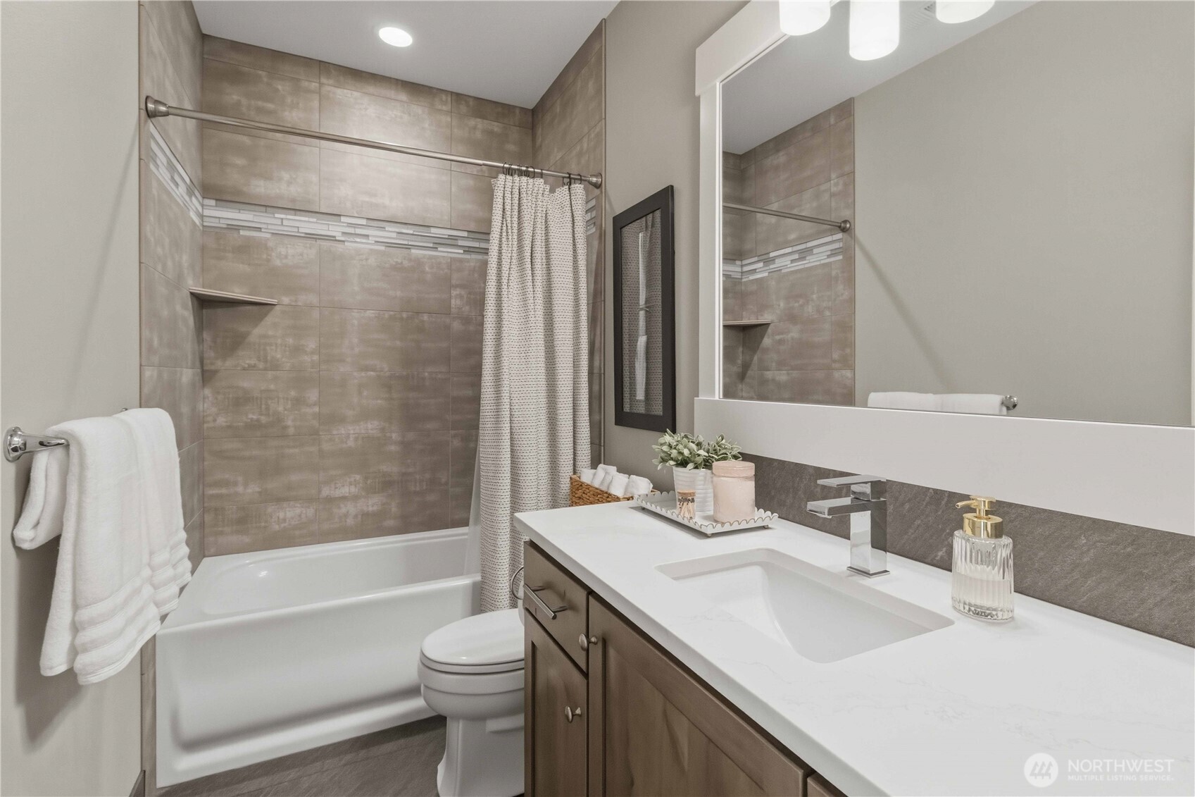 121 Altavista Road Longview, WA 98632 - Photo 13 of 39