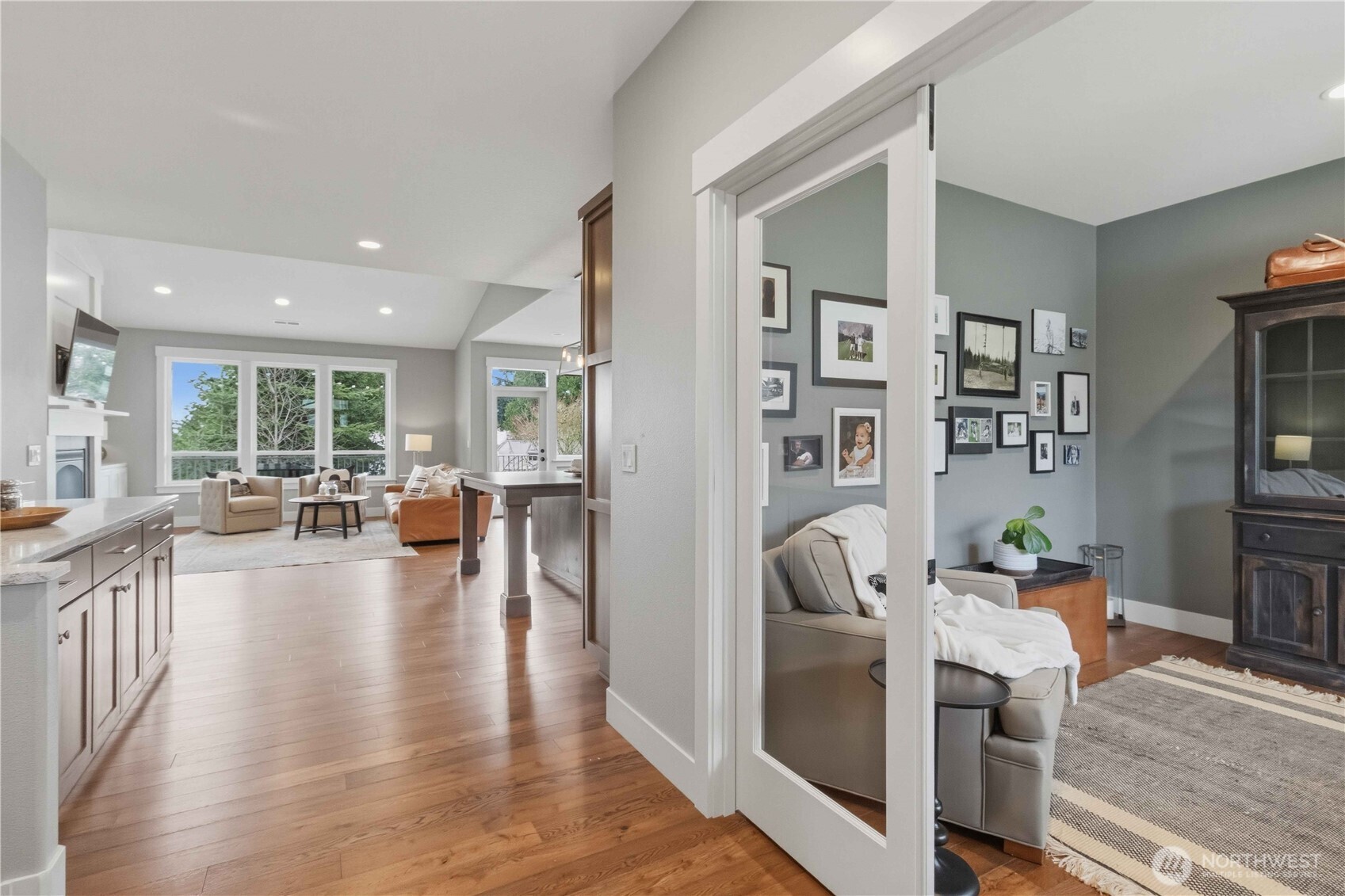 121 Altavista Road Longview, WA 98632 - Photo 2 of 39