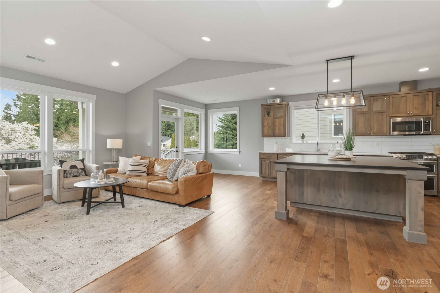 121 Altavista Road Longview, WA 98632 - Photo 6 of 39