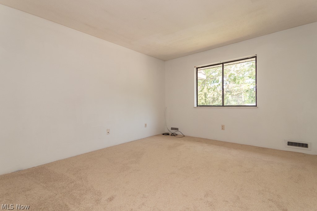 9956 Johnnycake Ridge Road, Unit A4 Painesville, OH 44077 - Photo 17 of 34