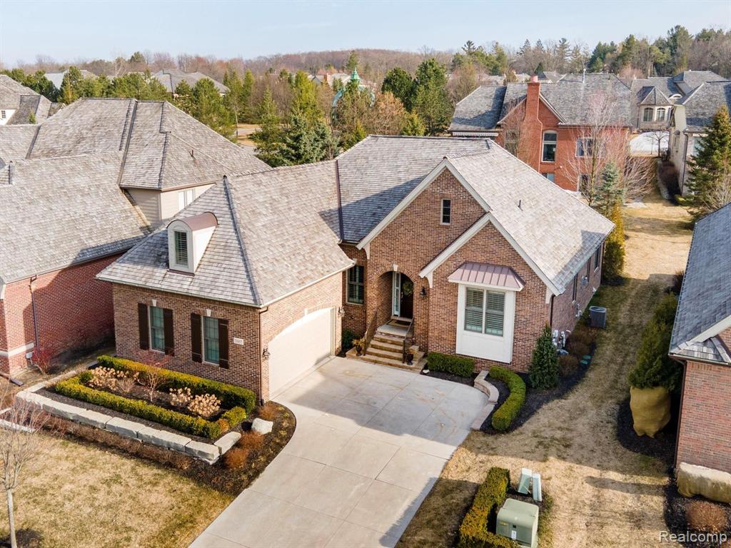 2667 Monarch Court Rochester, MI 48306 - Photo 2 of 55