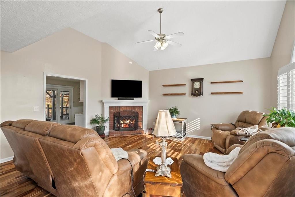 150 Kings Court Southwest Calhoun, GA 30701 - Photo 5 of 53