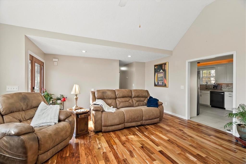 150 Kings Court Southwest Calhoun, GA 30701 - Photo 7 of 53