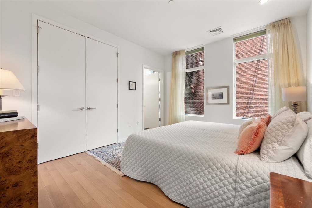 7 East Springfield Street, Unit 3B Boston, MA 02118 - Photo 18 of 36