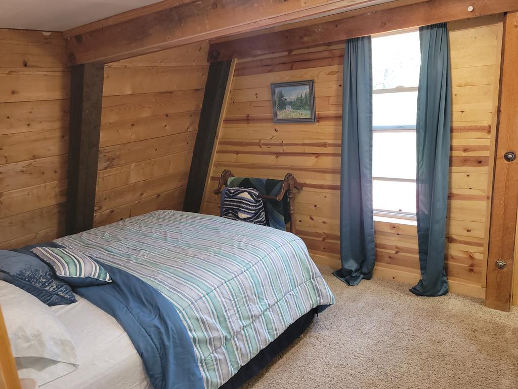 10346 Emma Loop Cascade, ID 83611 - Photo 31 of 43
