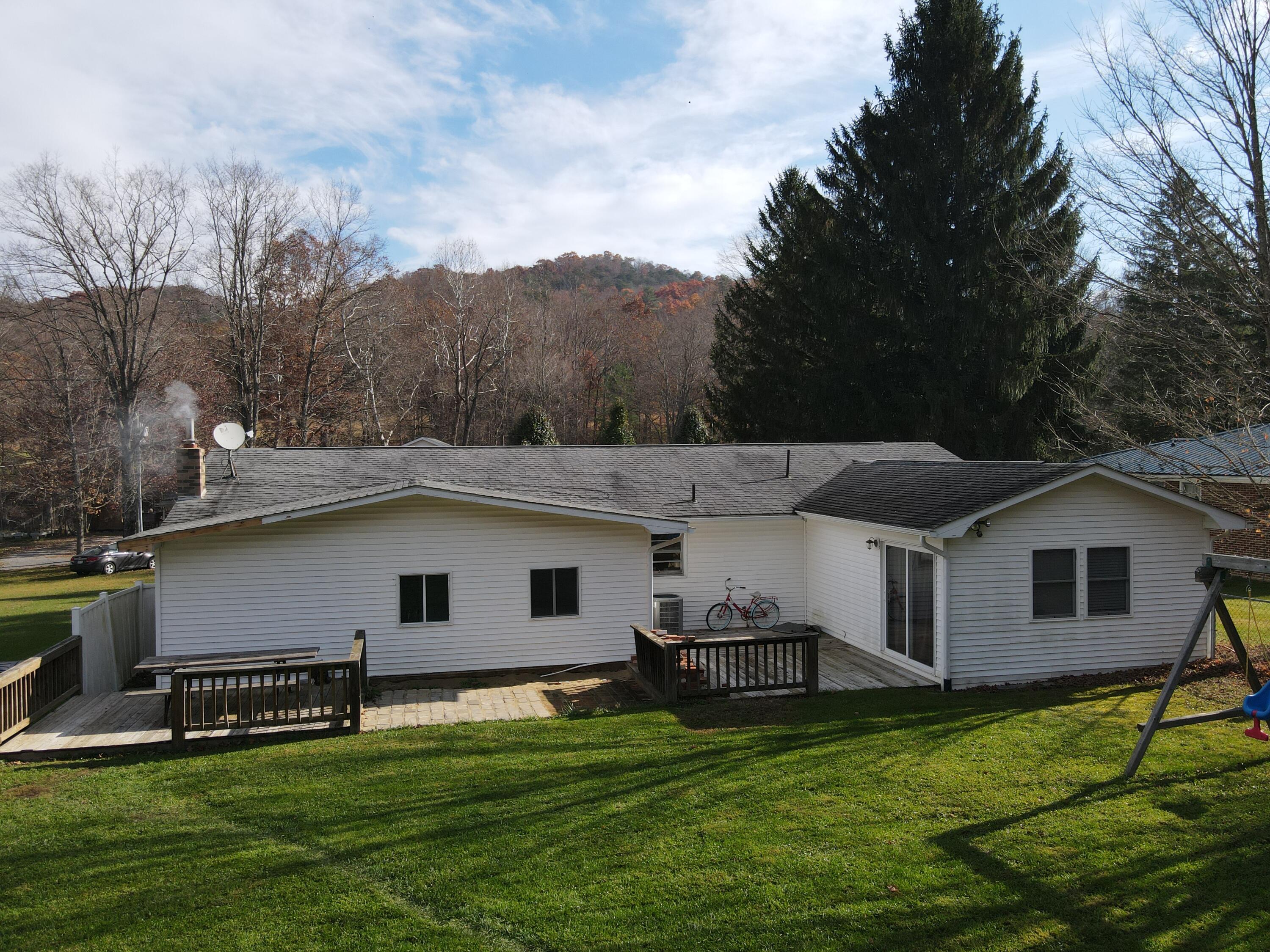 193 Dickson Road Caldwell, WV 24925 - Photo 29 of 30 Gallery Image 29