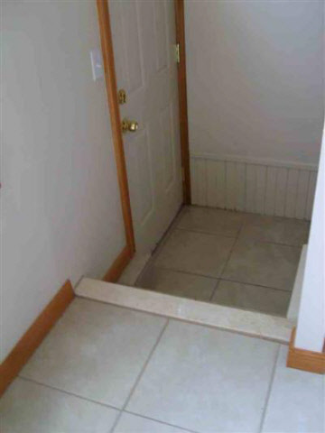 4292 Springfield Street Burton, MI 48509 - Photo 7 of 15 20158921-6.JPG