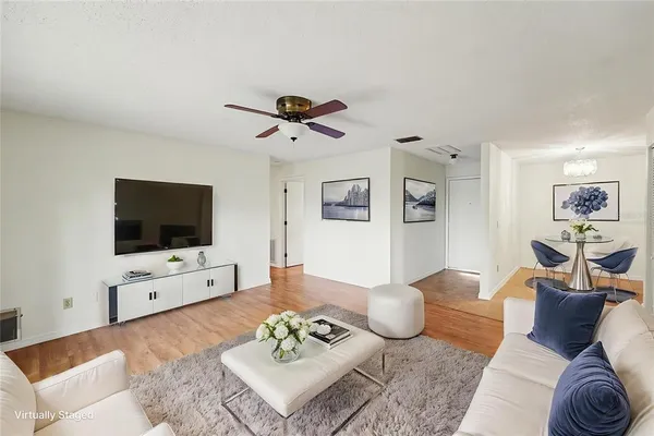 $350,000 | 6481 Elmhurst Court, Pinellas Park, FL 33782