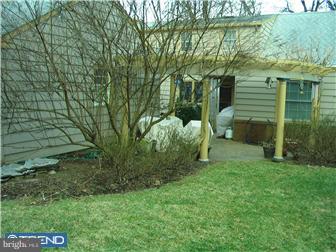 512 Devon Road Barrington, NJ 08033 - Photo 11 of 12 Exterior Back