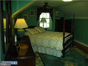 512 Devon Road Barrington, NJ 08033 - Photo 9 of 12 Bedroom - Main