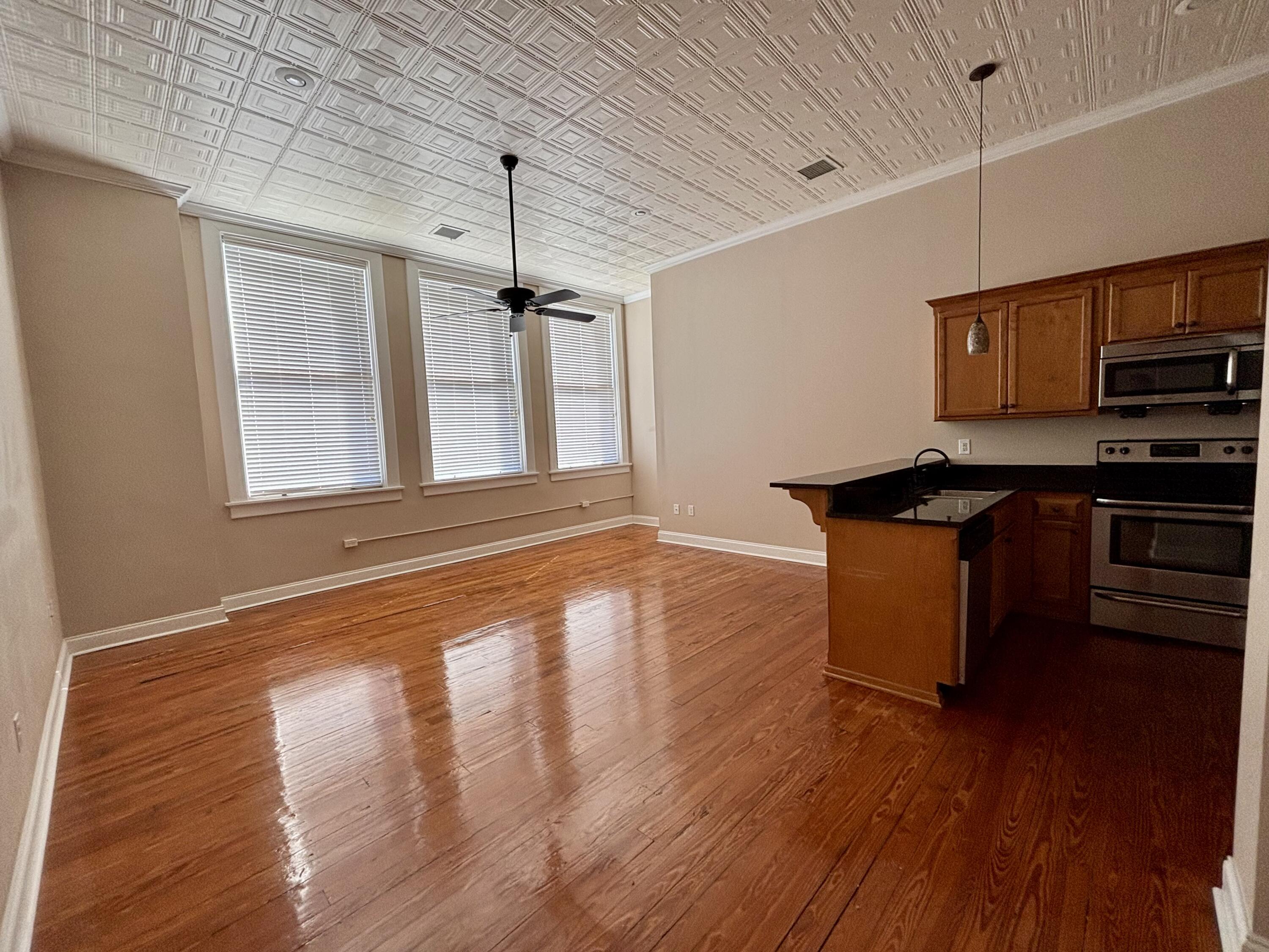 1204 Broad Street, Unit 6 Augusta, GA 30901 - Photo 4 of 9 IMG_0834