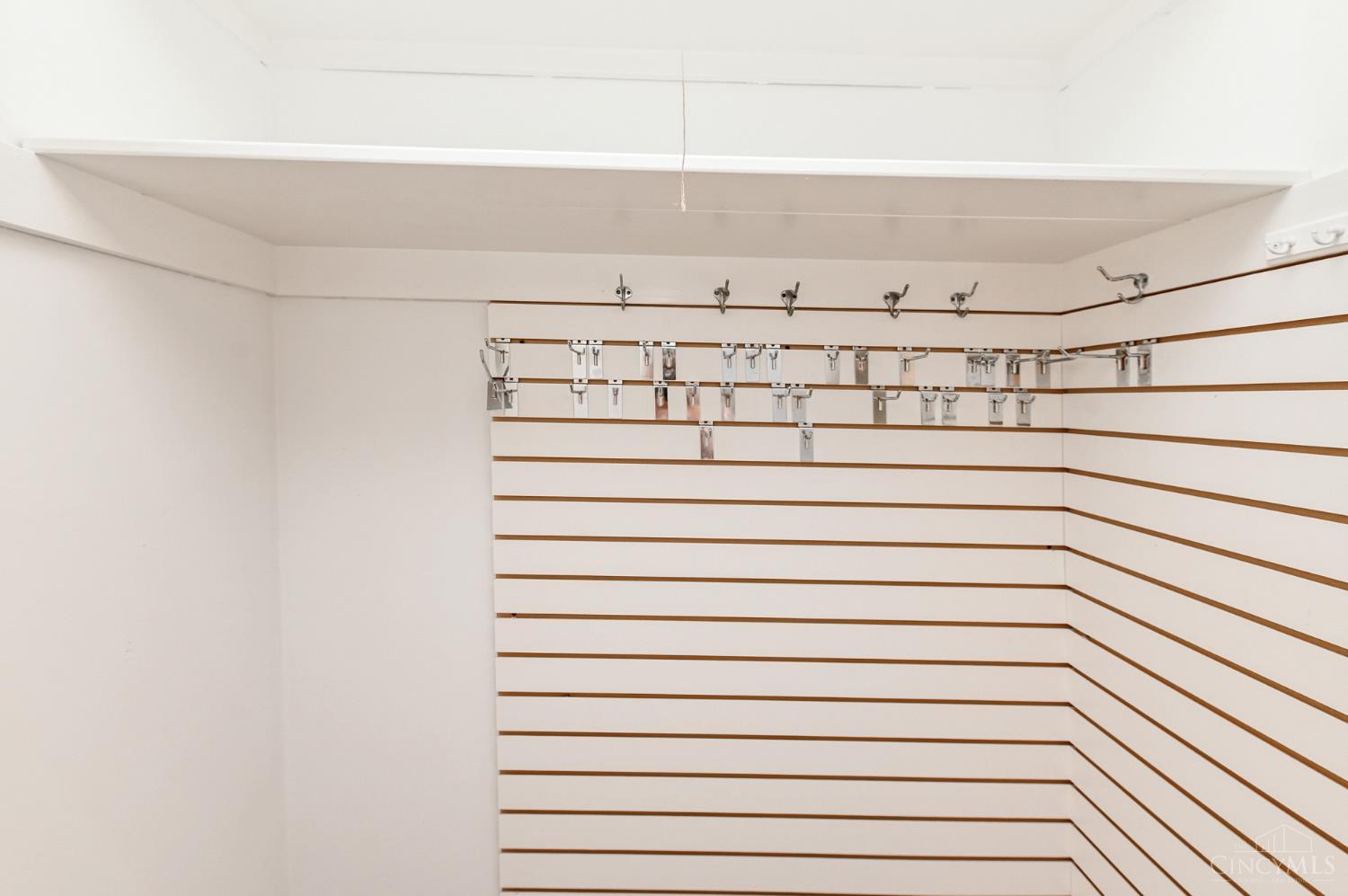2324 Madison Road, Unit 902 Cincinnati, OH 45208 - Photo 24 of 43 Gallery Image 24