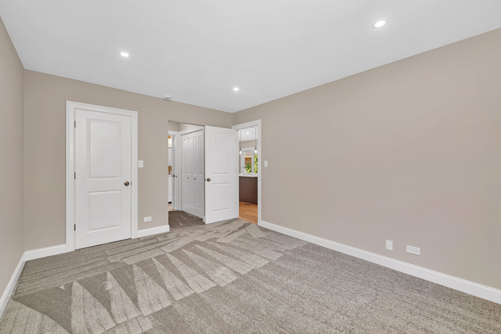 1520 Lighthouse Drive Naperville, IL 60565 - Photo 18 of 36 a view of an empty room