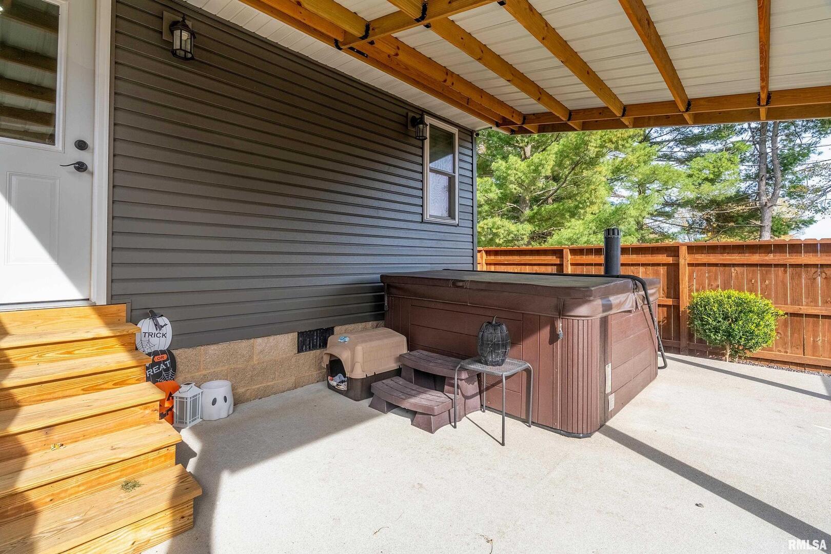 205 South 3rd Street Dahlgren, IL 62828 - Photo 37 of 48