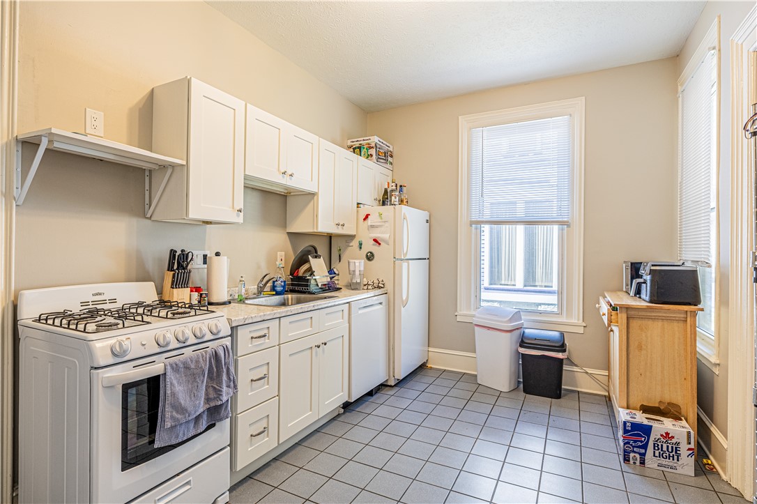 297-299 Park Avenue Rochester, NY 14607 - Photo 28 of 44 287-289 Park Ave Apt 1