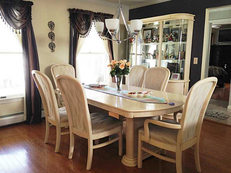 37 Club House Road Coventry, RI 02816 - Photo 7 of 19 Dining Room.