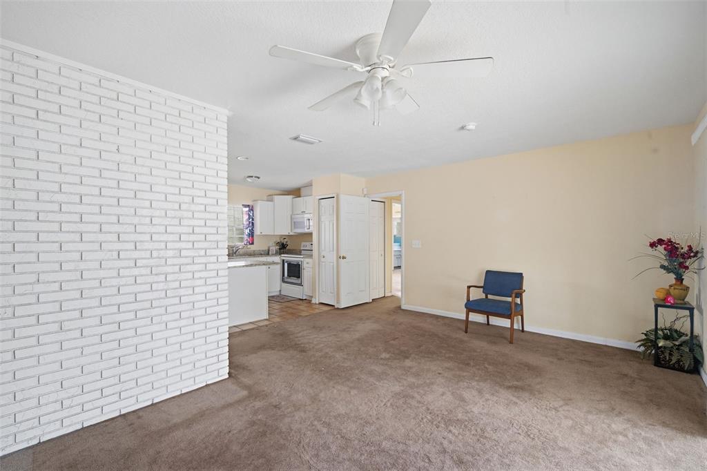 4449 Tarpon Drive Tampa, FL 33617 - Photo 6 of 36